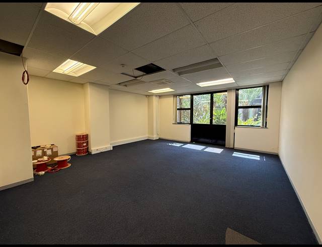 476M² OFFICE TO LET IN ROSEBANK